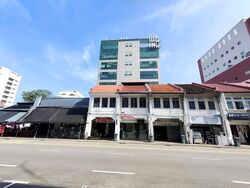 Sims Avenue (D14), Shop House #583658321